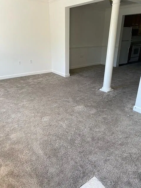 3 bed, 2.5 bath, 1360 sqft, $1,850 — Photo 2