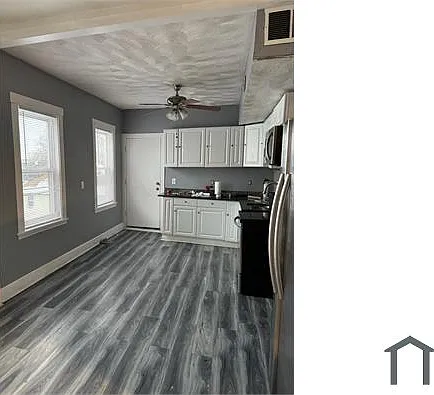 4 bed, 1437 sqft, $3,600 — Photo 2