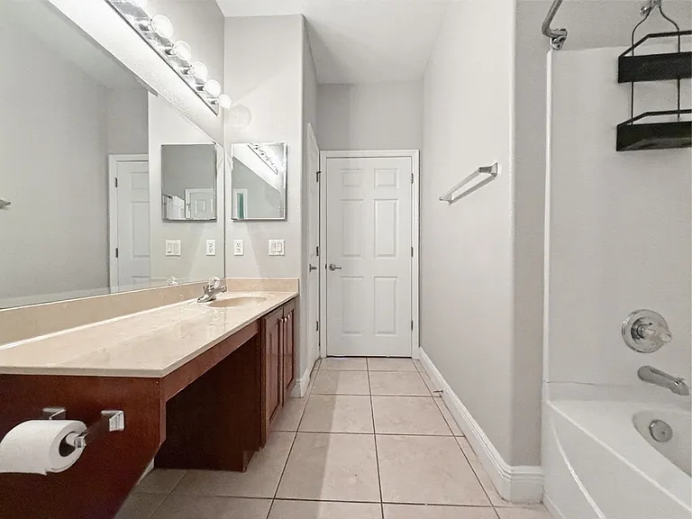 10250 Malpas Point — Photo 22