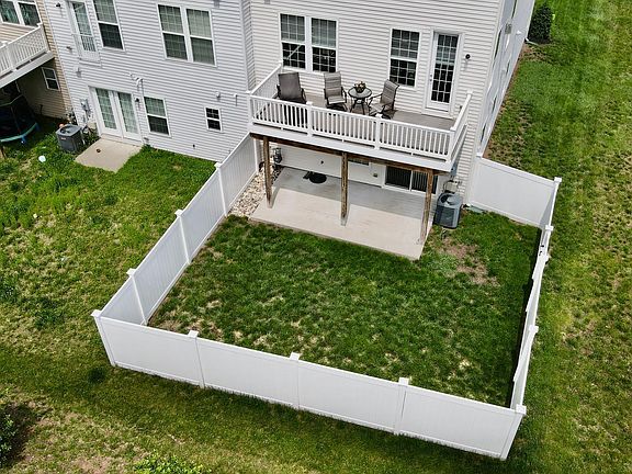 5th image of 21529 Willow Breeze Sq