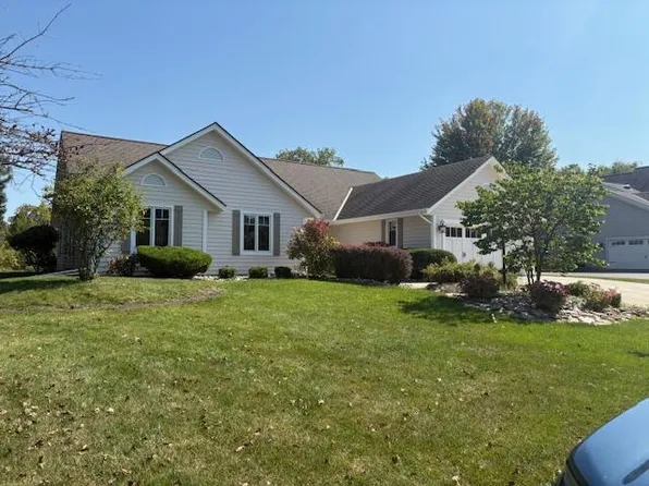 W151N7546 Wood View DRIVE, Menomonee Falls, WI 53051