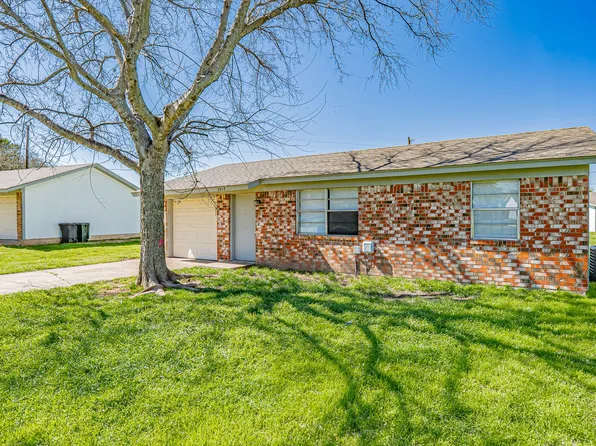 1517 Coral Cut Off, Azle, TX 76020