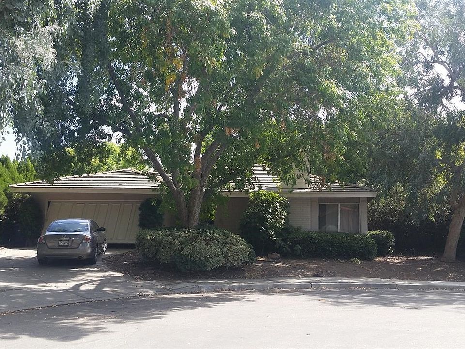 1st image of 2096 Rosebay St