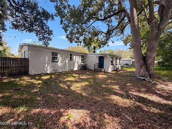 5th image of 3740 BALLEJO Court W