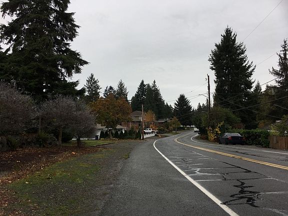 4th image of 16434 Marine View Dr SW