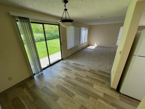 Bay Breeze, 8860 Pacific Ave NW APT 3, Silverdale, WA 98383