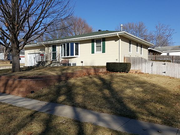 4th image of 1644 N 57th St