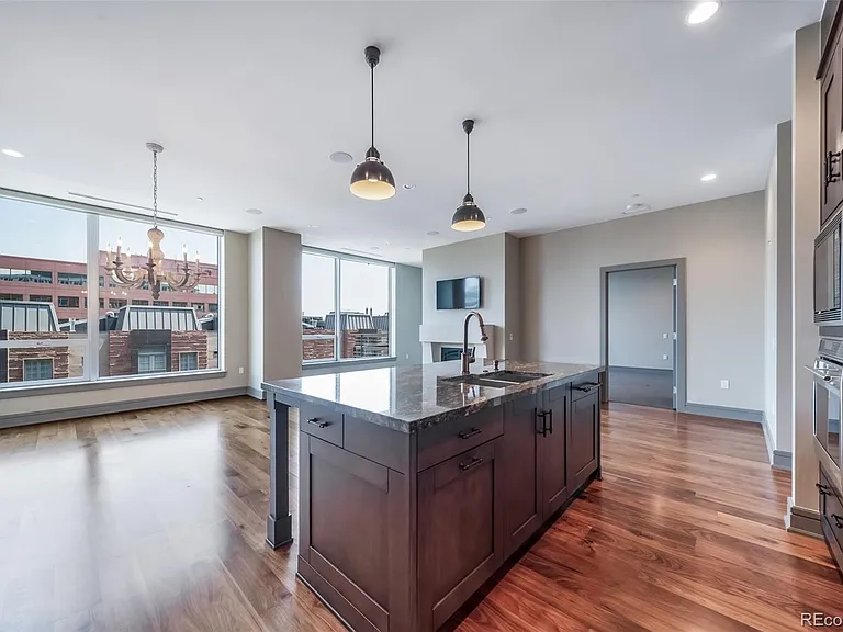 100 Detroit St #403 — Photo 21