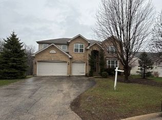 5650 Brentwood Dr, Hoffman Estates, IL 60192