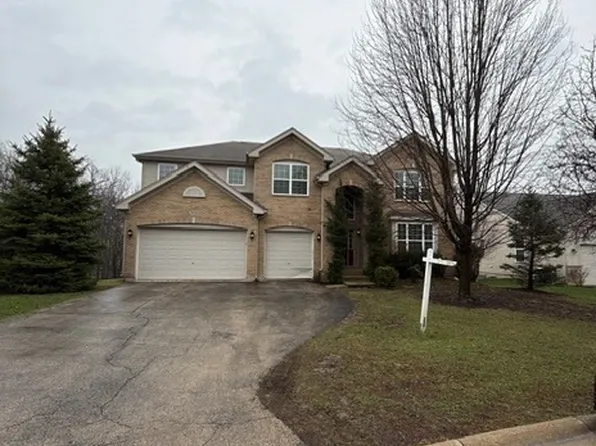 5650 Brentwood Dr, Hoffman Estates, IL 60192