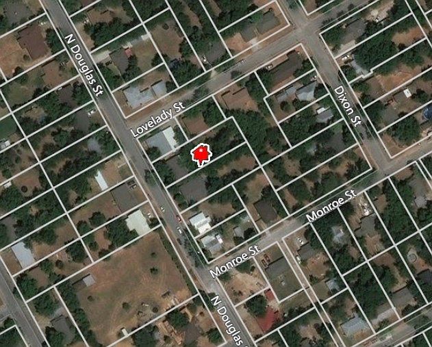 1st image of 608 N Douglas Ave
