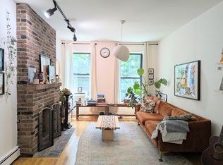 581 Warren St APT 3R, Brooklyn, NY 11217