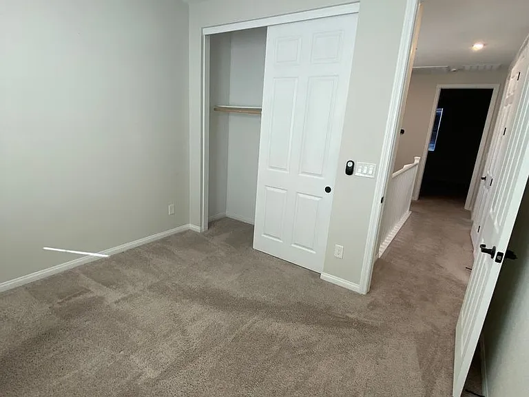 828 Royal Beekman St — Photo 31