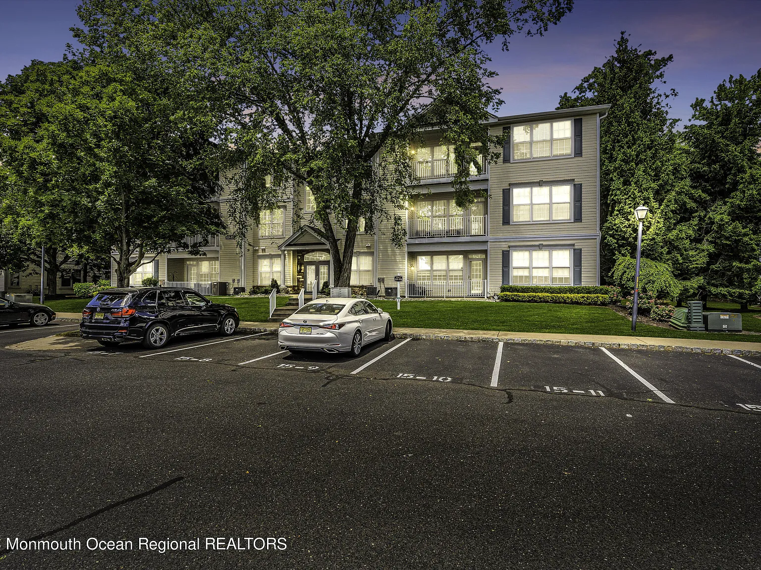 2 bed, 2.0 bath, 1592 sqft, $3,000 — Photo 1
