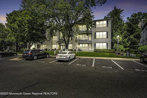 536 Saint Andrews Pl Photo 1