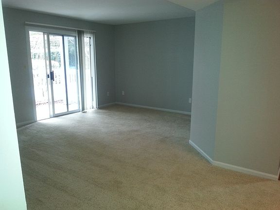 4th image of 1159 Olive Lake Dr APT J