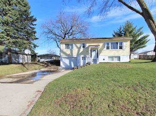 2526 Edgemont Ave, Waterloo, IA 50702