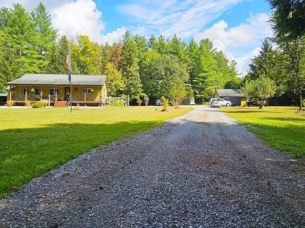 1362 River Road, Fletcher, VT 05444