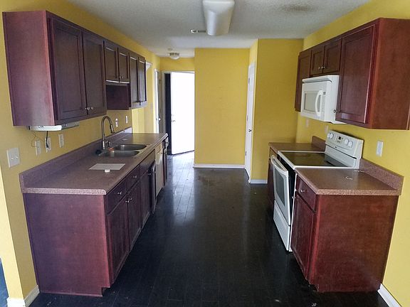 4th image of 6580 Tampa Dr