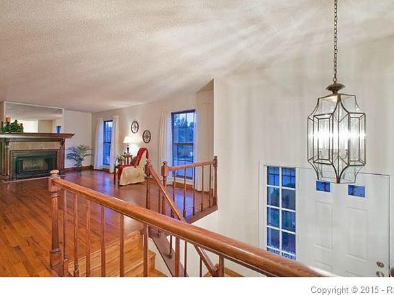 Tiled Entry leads to UL