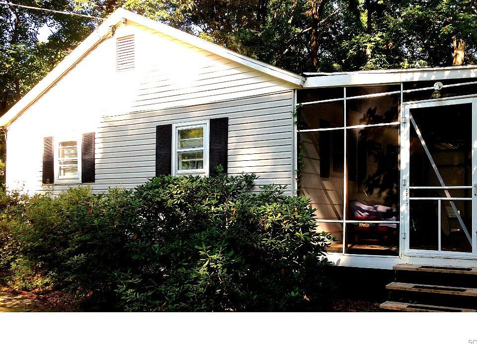 1st image of 22887 Dogwood Dr