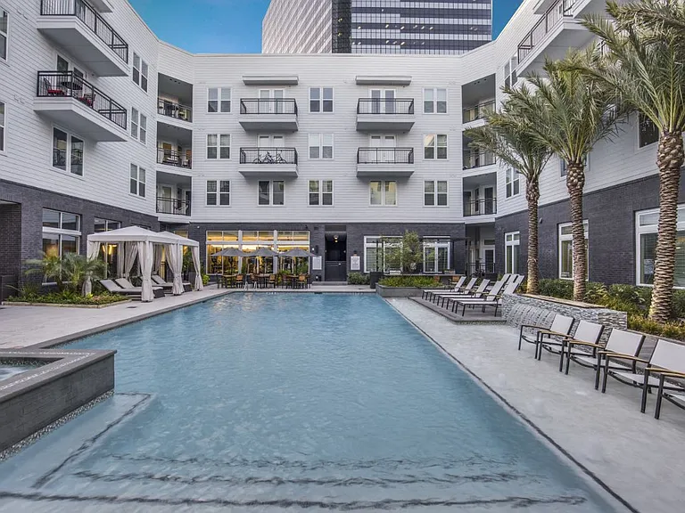 Folio West Houston — Photo 35