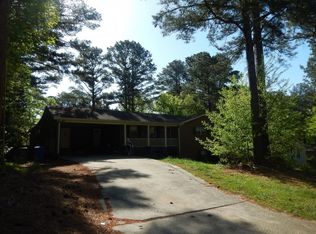 1135 Apollo Dr SW, Atlanta, GA 30331