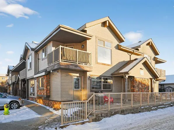 23 S Everridge Sq SW #105, Calgary, AB T2Y 5J6