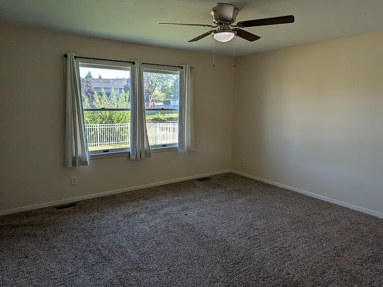 3210 Old Warson Rd #1 — Photo 10