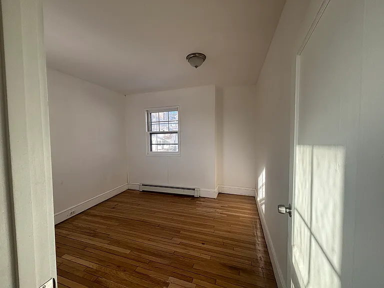 292 Ridgefield Ave #3 — Photo 4