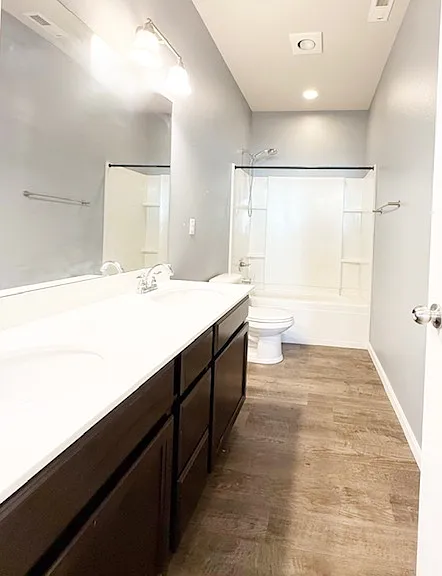 2441 NE Redford St — Photo 35