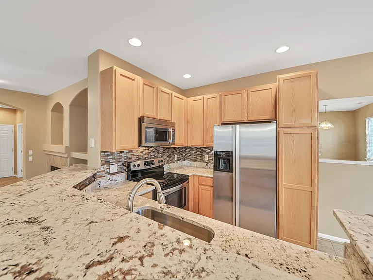 9456 Carlyle Park Pl — Photo 7