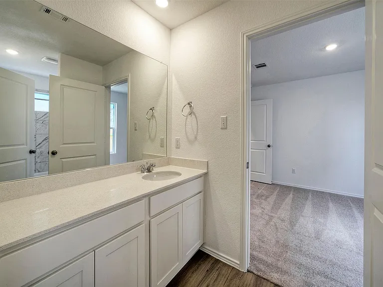 108 Montego St — Photo 20