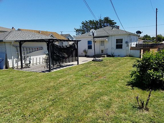 3rd image of 27 Gardner Ave