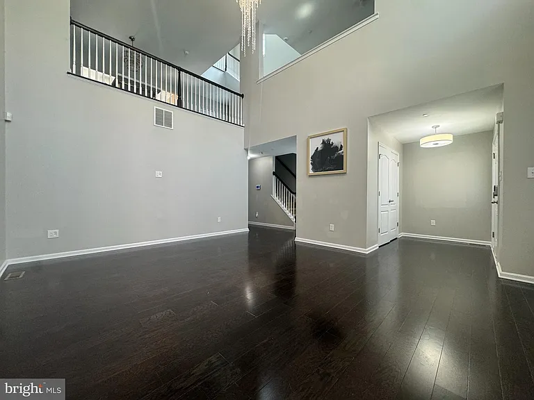 3313 Pietro Way — Photo 16