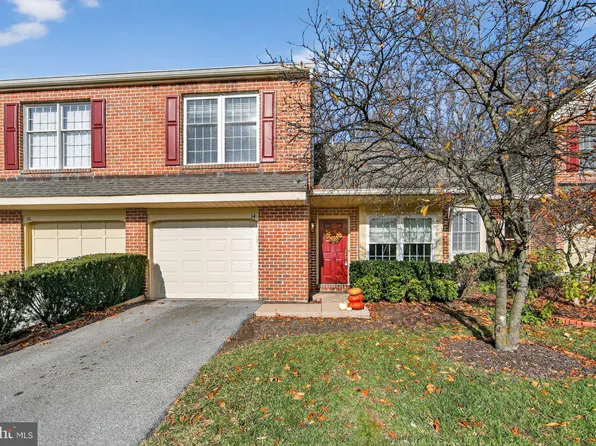34 May Apple Dr, Downingtown, PA 19335