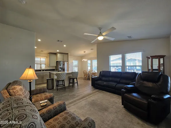 650 N Hawes Road #3223, Mesa, AZ 85207