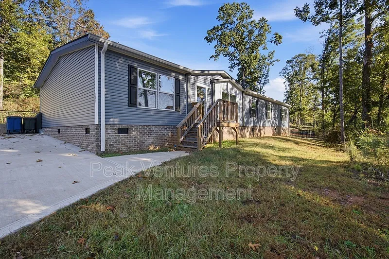 181 Youngs Dr