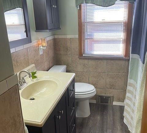4th image of 26151 Elinore Ave
