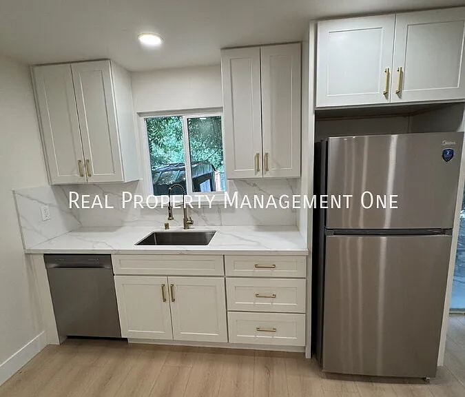 3818 Harbor St — Photo 9