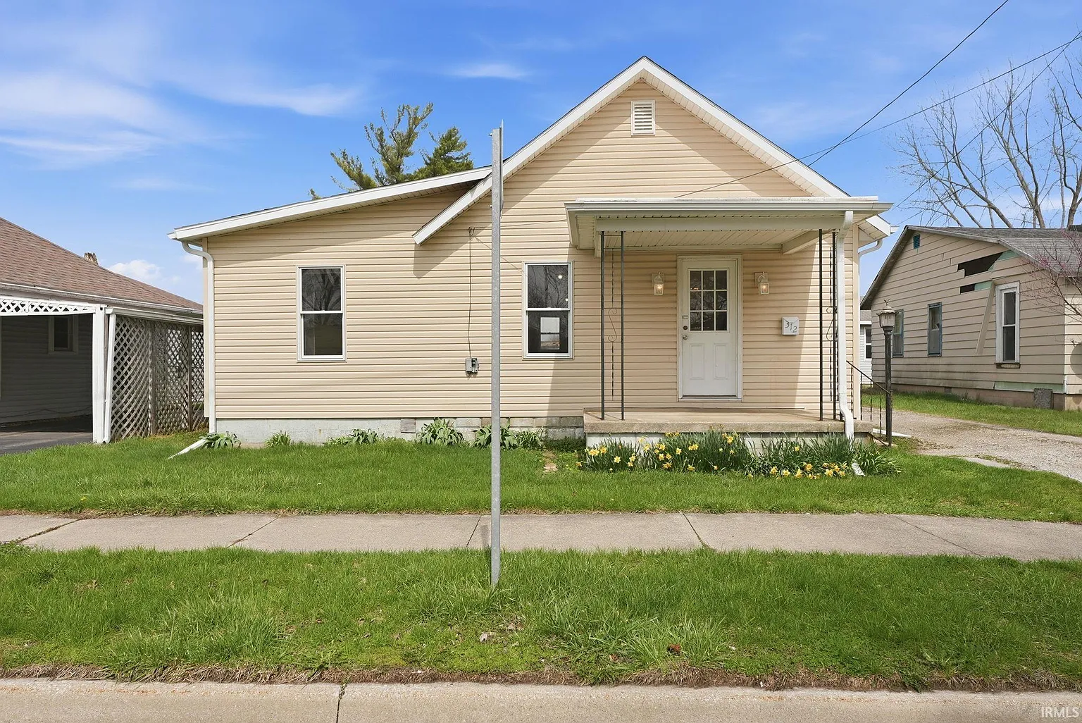 312 Joe St photo 1