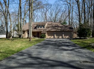 3928 Maplecrest Ct SE, Grand Rapids, MI 49546