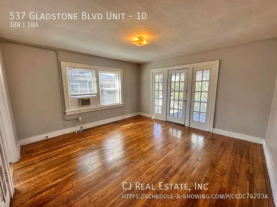 1 bed, $825 — Photo 2