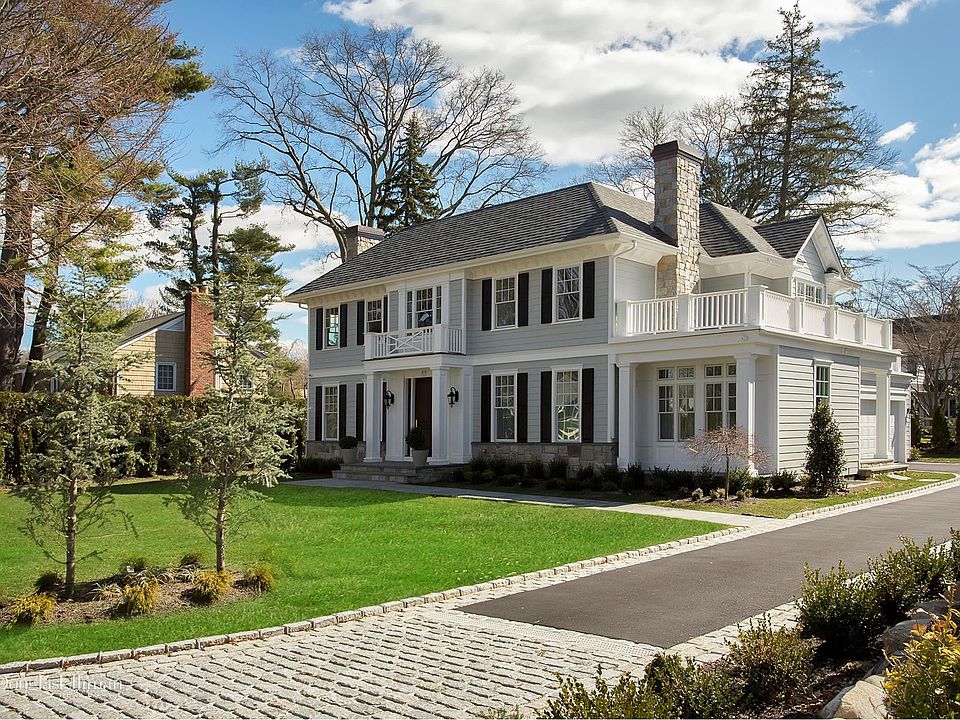 1st image of 42 Central Dr
