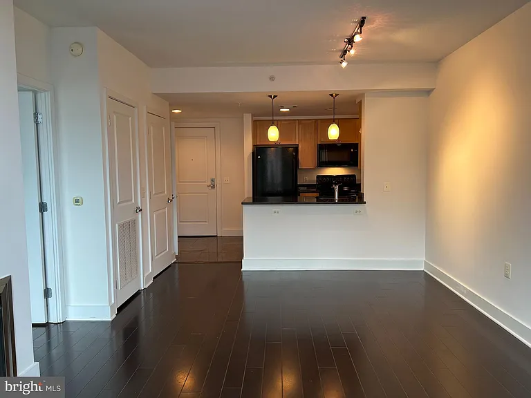 2001 15th St N #917 — Photo 21
