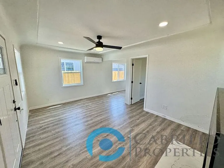 3724 Nile St — Photo 6