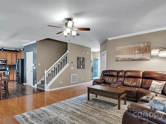 5th image of 10752 Big Bear Dr