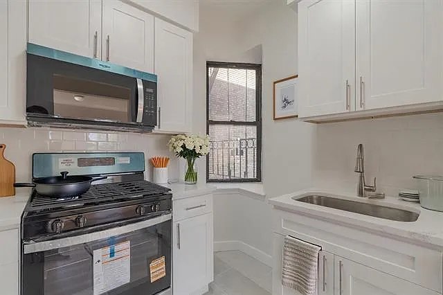 203 Harrison Ave #33 — Photo 9