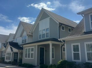 1004 Treaty Oaks Dr, Nashville, TN 37209