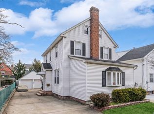 4627 157th St, Flushing, NY 11355